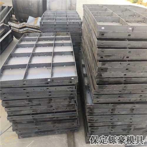 路面邊緣防撞墻模具 路面邊緣防撞墻模具