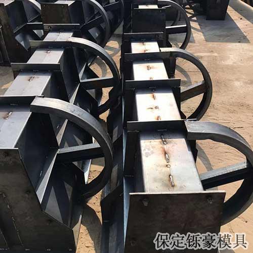 水泥隔離墩模具 水泥隔離墩模具